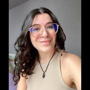 Meet your Posher, Lou-ann